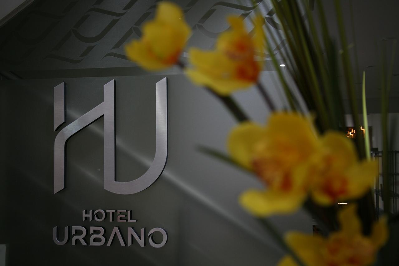 Hotel Urbano La Banda Bagian luar foto